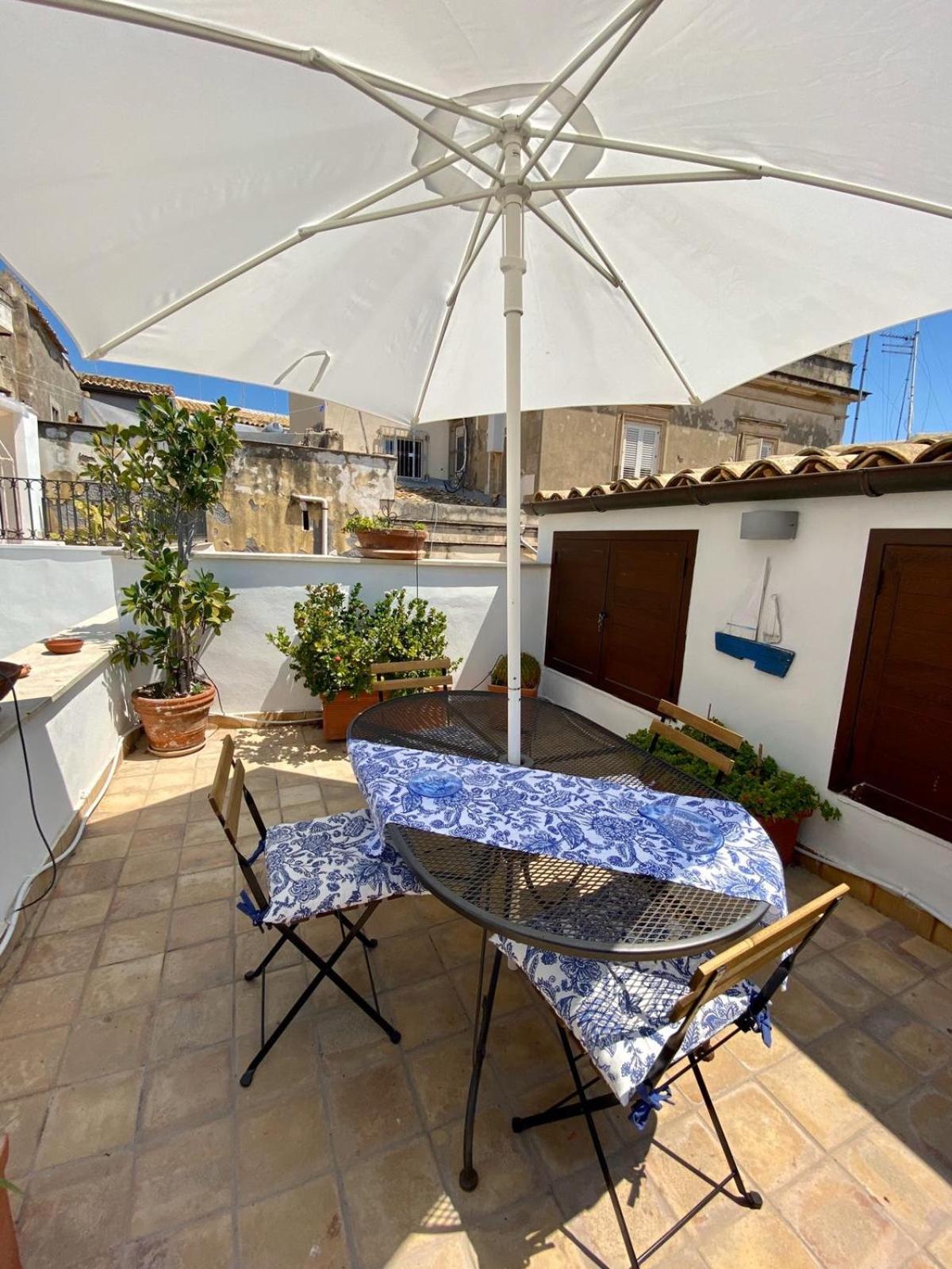 Residenza Eos Villa Szirakúza Kültér fotó